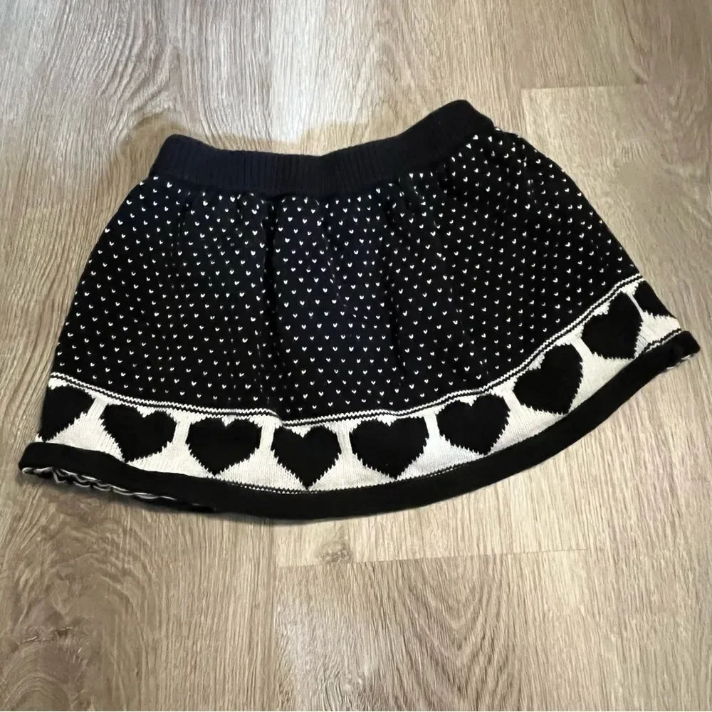 Gap Black & White Heart Print Knit Skirt